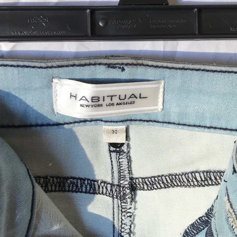 Habitual Coated Jeans - Picture 12 of 13